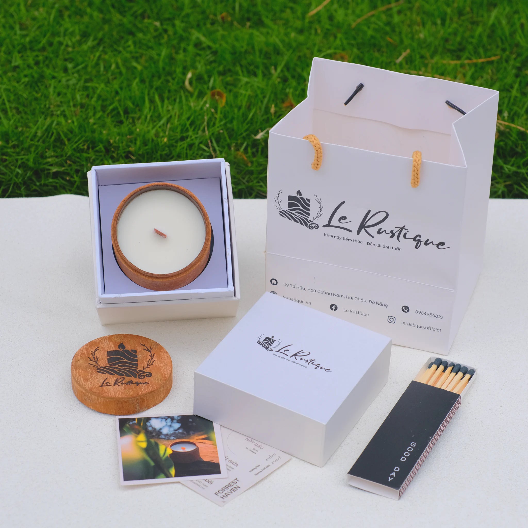 Le Rustique Special Scented Candle Gift Set with elegant packaging and natural soy wax candle.